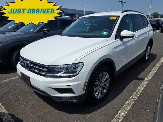 VOLKSWAGEN TIGUAN 2018 3VV1B7AX8JM029975 image