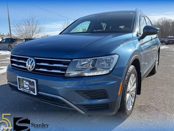 VOLKSWAGEN TIGUAN 2018 3VV2B7AX8JM134147 image