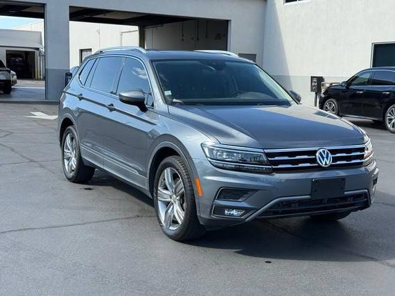 VOLKSWAGEN TIGUAN 2018 3VV5B7AX2JM023011 image
