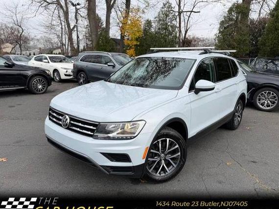 VOLKSWAGEN TIGUAN 2018 3VV2B7AX9JM140233 image VOLKSWAGEN TIGUAN 2018 3VV2B7AX9JM140233 image