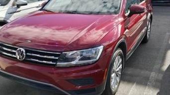 VOLKSWAGEN TIGUAN 2018 3VV1B7AX7JM050753 image