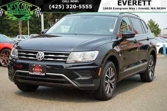 VOLKSWAGEN TIGUAN 2018 3VV2B7AX1JM204376 image