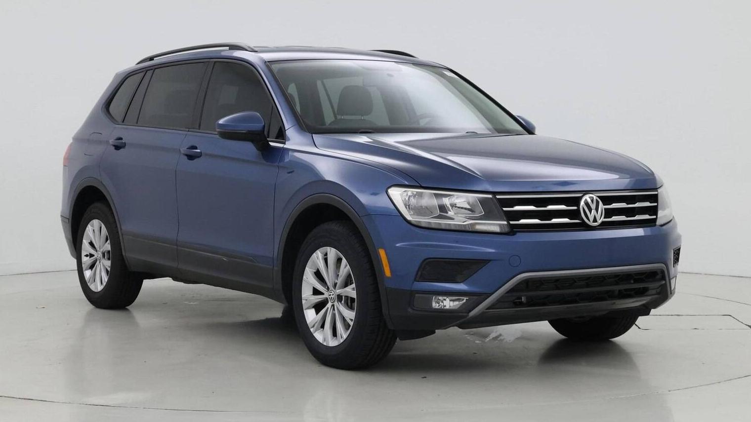 VOLKSWAGEN TIGUAN 2018 3VV1B7AX1JM021412 image