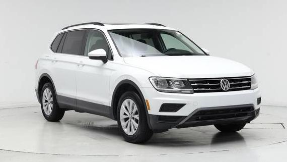 VOLKSWAGEN TIGUAN 2018 3VV3B7AX1JM094126 image