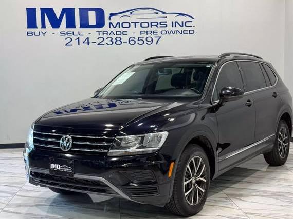 VOLKSWAGEN TIGUAN 2018 3VV3B7AX0JM214837 image
