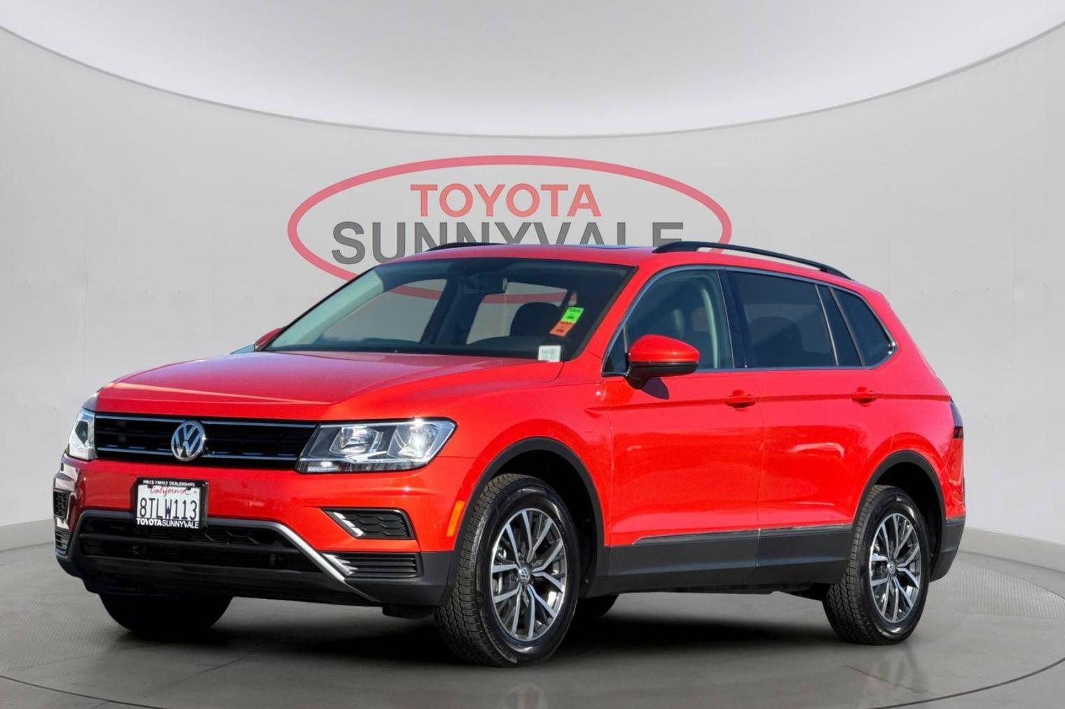 VOLKSWAGEN TIGUAN 2018 3VV2B7AX9JM219546 image