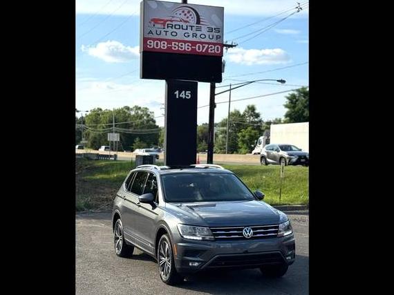 VOLKSWAGEN TIGUAN 2018 3VV2B7AXXJM061850 image