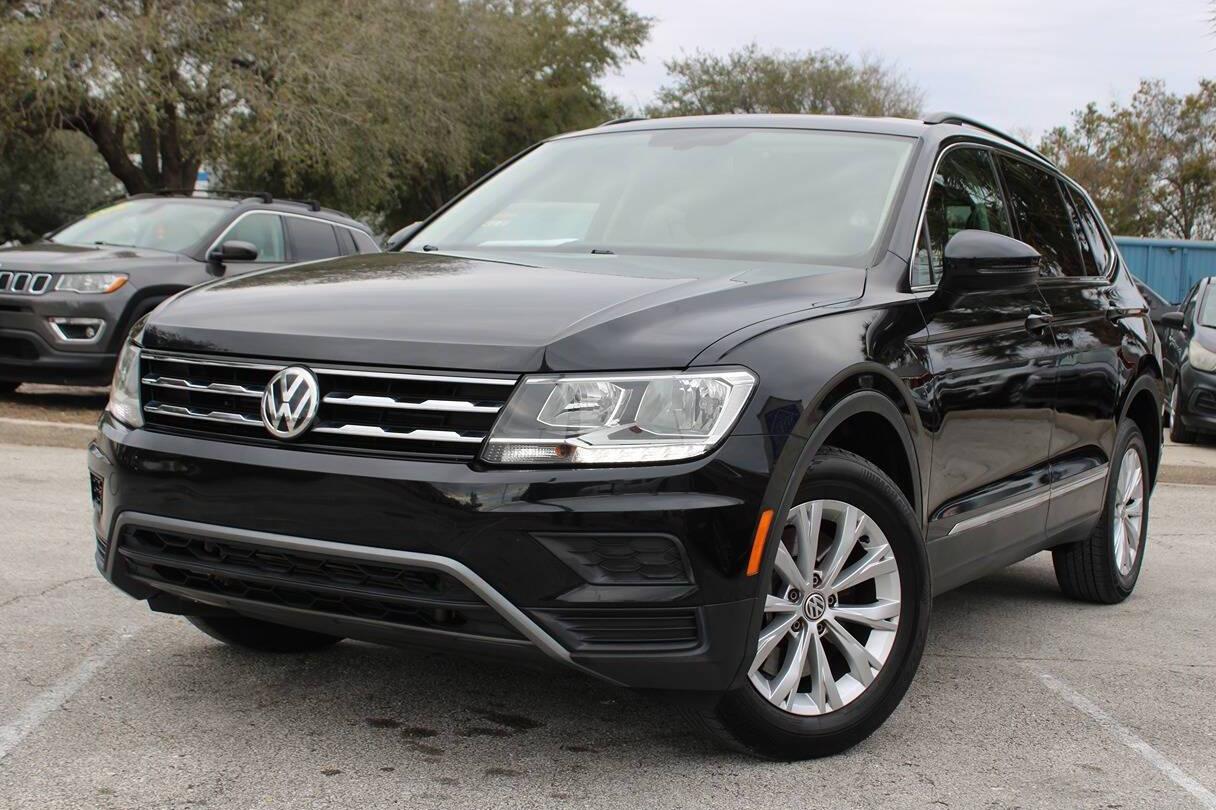 VOLKSWAGEN TIGUAN 2018 3VV2B7AX5JM055695 image