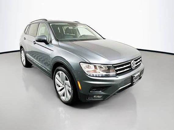 VOLKSWAGEN TIGUAN 2018 3VV3B7AX8JM027314 image