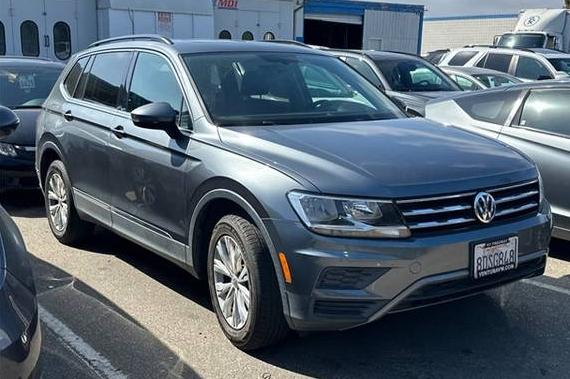 VOLKSWAGEN TIGUAN 2018 3VV3B7AX0JM120408 image