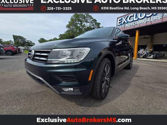 VOLKSWAGEN TIGUAN 2018 3VV3B7AX9JM038600 image
