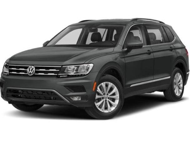 VOLKSWAGEN TIGUAN 2018 3VV2B7AX0JM068774 image