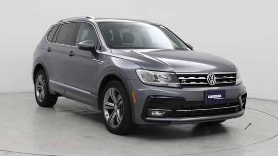 VOLKSWAGEN TIGUAN 2018 3VV3B7AX8JM210888 image