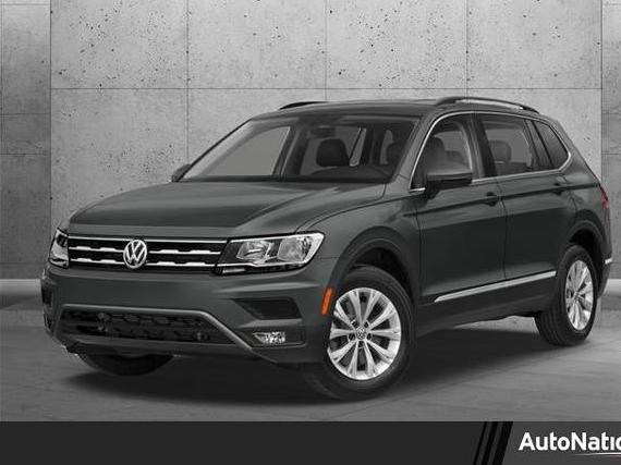 VOLKSWAGEN TIGUAN 2018 3VV3B7AX1JM046335 image
