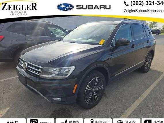VOLKSWAGEN TIGUAN 2018 3VV2B7AX1JM204796 image