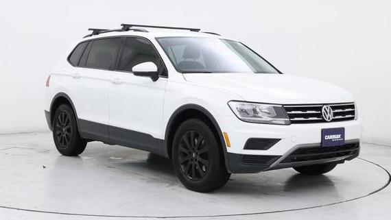 VOLKSWAGEN TIGUAN 2018 3VV0B7AXXJM077666 image