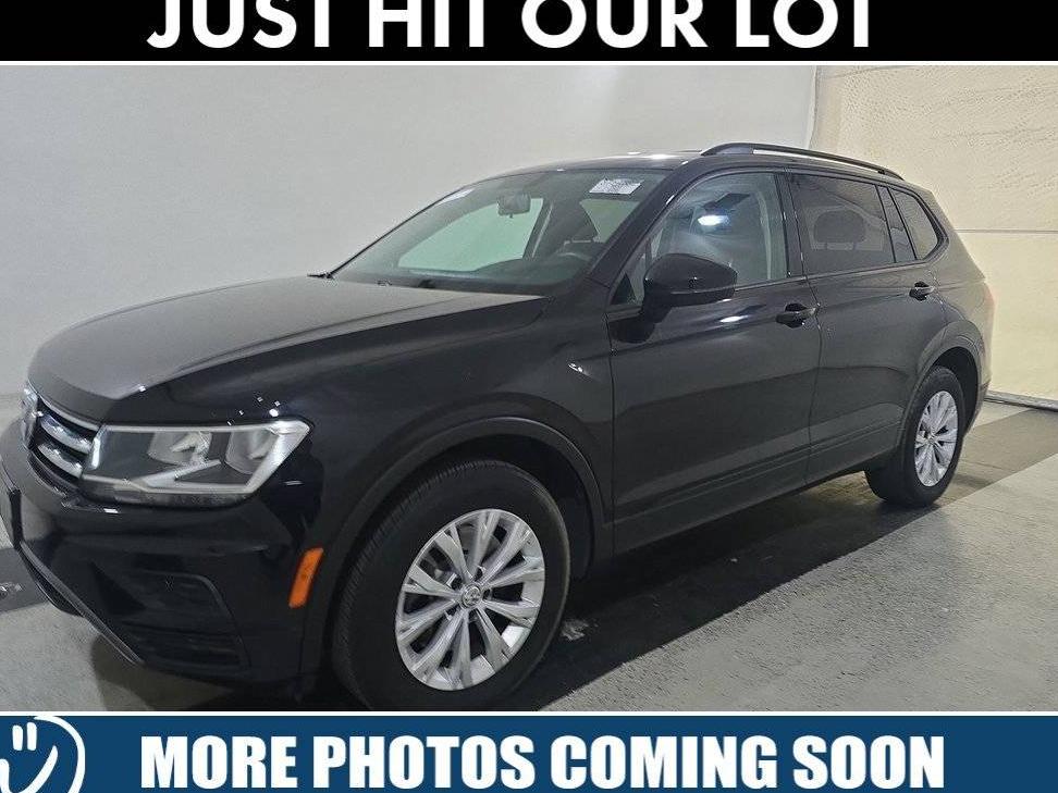 VOLKSWAGEN TIGUAN 2018 3VV0B7AX0JM123862 image