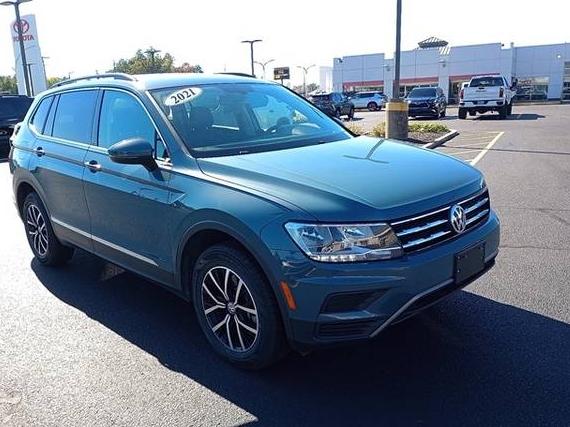 VOLKSWAGEN TIGUAN 2021 3VV3B7AX9MM124011 image