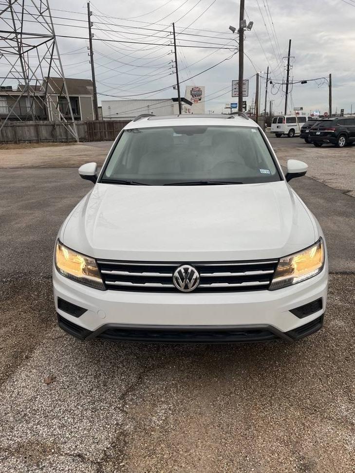 VOLKSWAGEN TIGUAN 2021 3VV3B7AX1MM032696 image