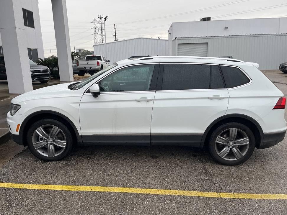 VOLKSWAGEN TIGUAN 2021 3VV3B7AX2MM020931 image