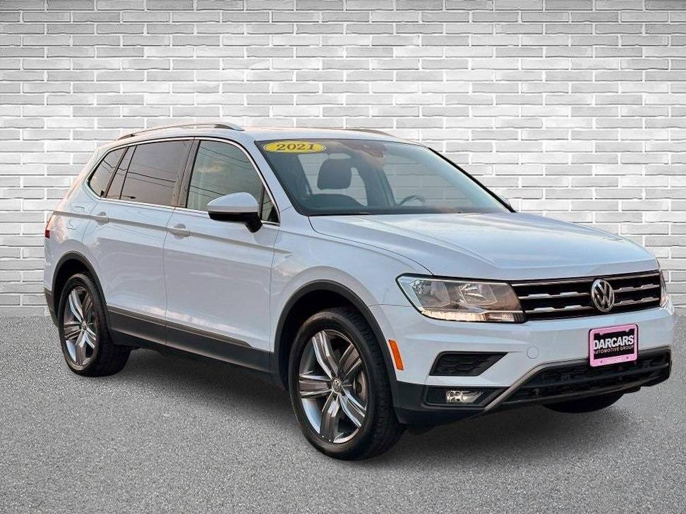 VOLKSWAGEN TIGUAN 2021 3VV3B7AX6MM057433 image