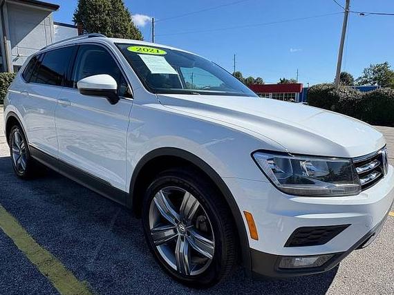 VOLKSWAGEN TIGUAN 2021 3VV3B7AX6MM052488 image