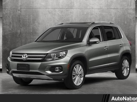 VOLKSWAGEN TIGUAN 2017 WVGAV7AXXHK031259 image