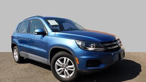 VOLKSWAGEN TIGUAN 2017 WVGBV7AX4HK007785 image