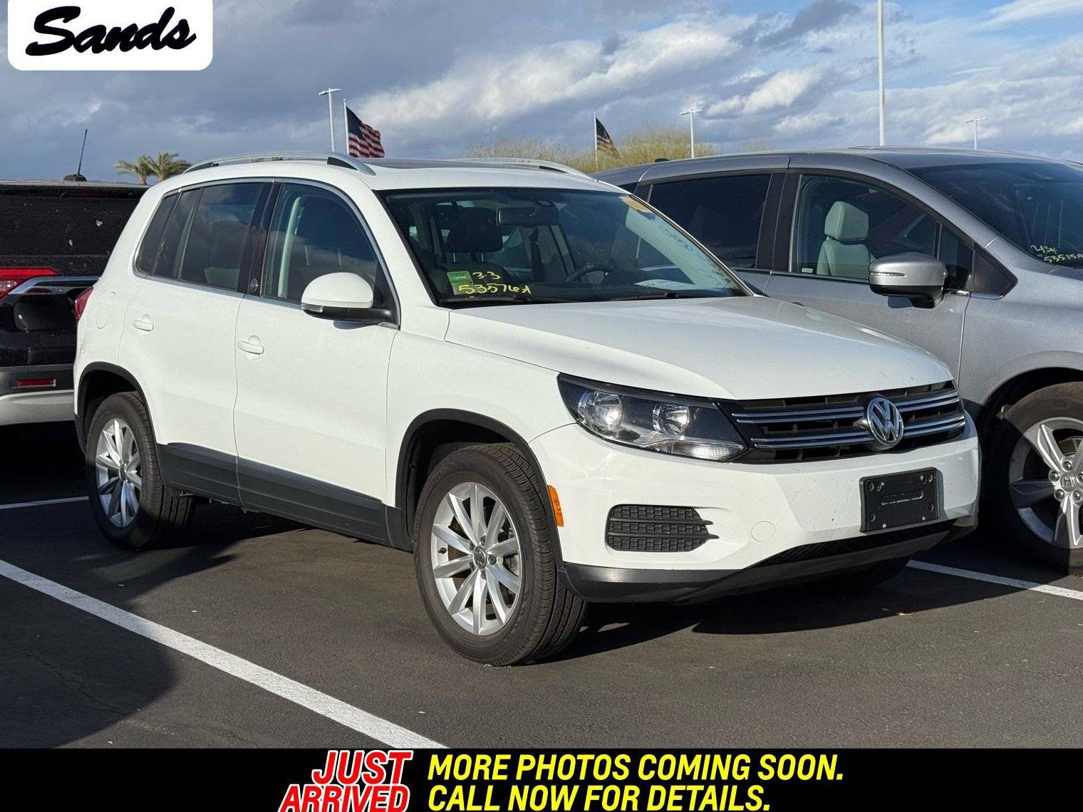 VOLKSWAGEN TIGUAN 2017 WVGRV7AX5HW508546 image