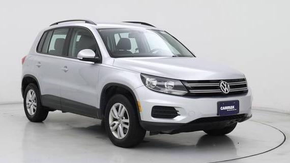VOLKSWAGEN TIGUAN 2017 WVGAV7AX5HW510665 image