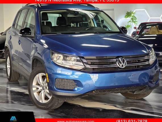 VOLKSWAGEN TIGUAN 2017 WVGBV7AX2HK030112 image