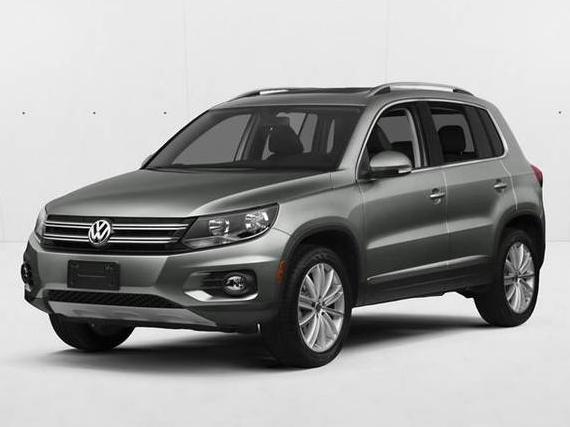 VOLKSWAGEN TIGUAN 2017 WVGAV7AX3HW506324 image