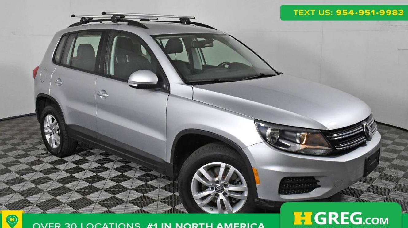 VOLKSWAGEN TIGUAN 2017 WVGBV7AX3HK022102 image