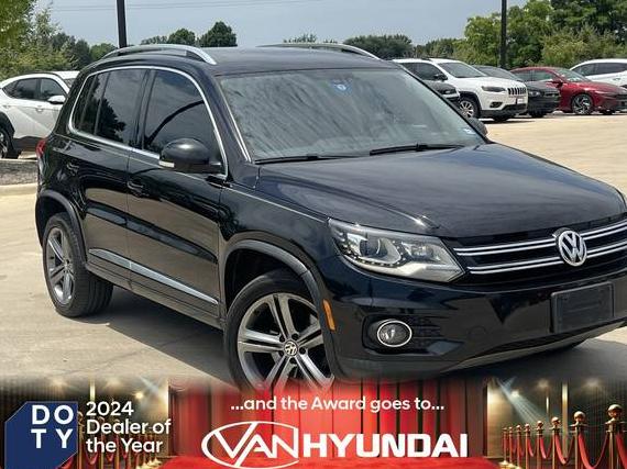 VOLKSWAGEN TIGUAN 2017 WVGTV7AX8HK020043 image