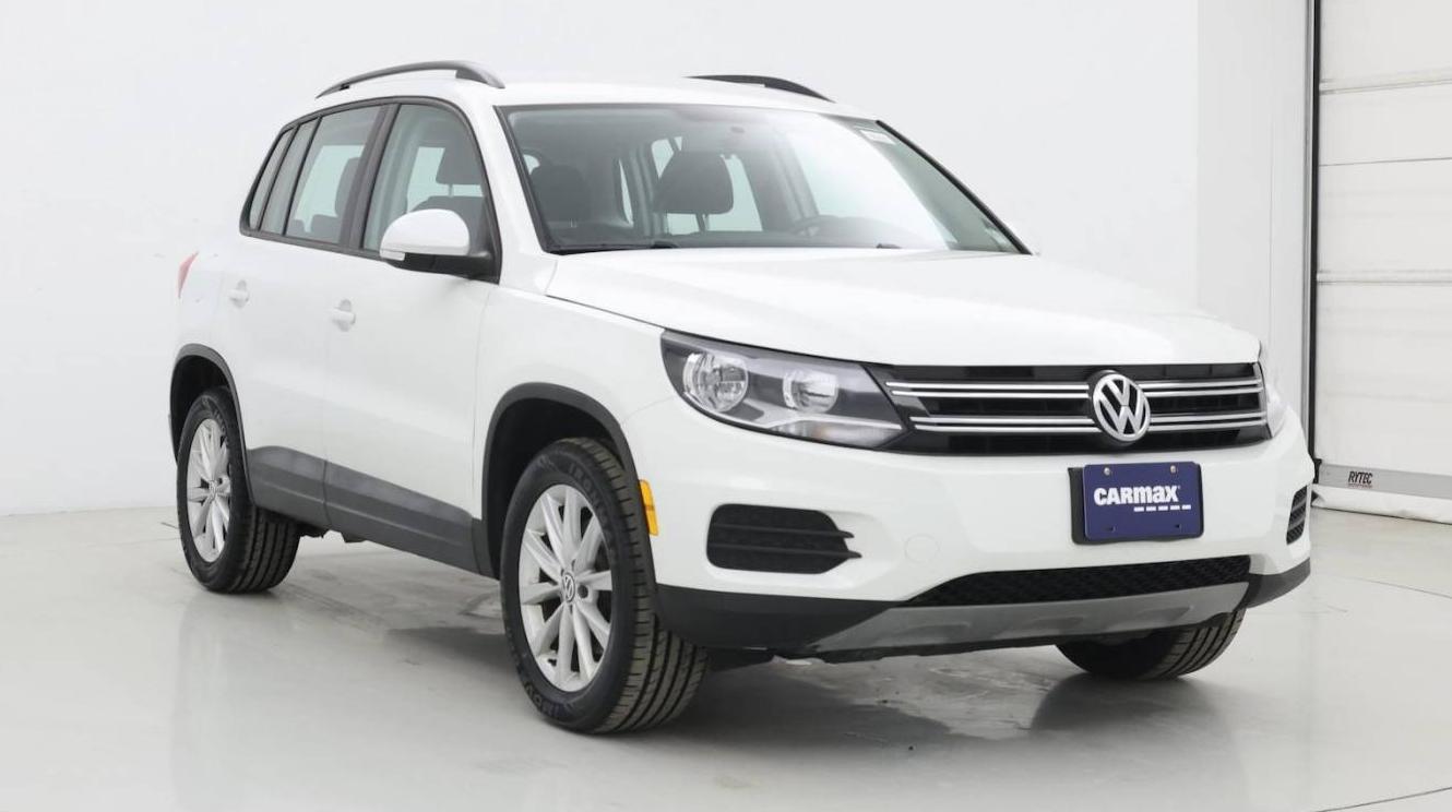 VOLKSWAGEN TIGUAN 2017 WVGAV7AX3HK047481 image