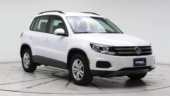 VOLKSWAGEN TIGUAN 2017 WVGBV7AX2HK001712 image