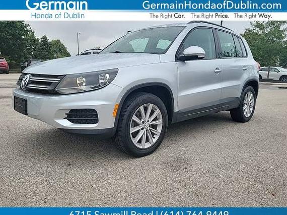 VOLKSWAGEN TIGUAN 2017 WVGBV7AX2HK054135 image