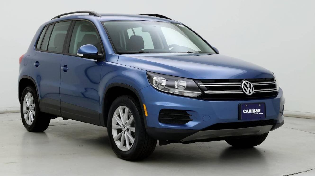 VOLKSWAGEN TIGUAN 2017 WVGAV7AX8HK045922 image