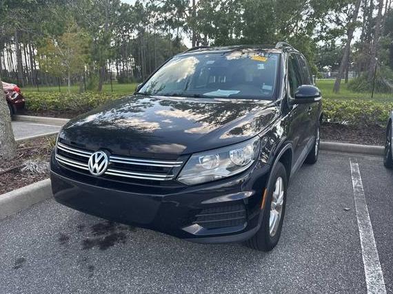VOLKSWAGEN TIGUAN 2017 WVGAV7AX3HK004260 image