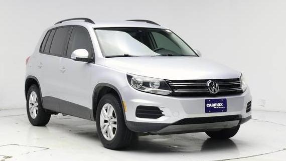 VOLKSWAGEN TIGUAN 2017 WVGAV7AX8HK001791 image