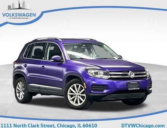 VOLKSWAGEN TIGUAN 2017 WVGSV7AX3HK005400 image