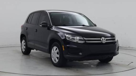 VOLKSWAGEN TIGUAN 2017 WVGAV7AX6HK048334 image
