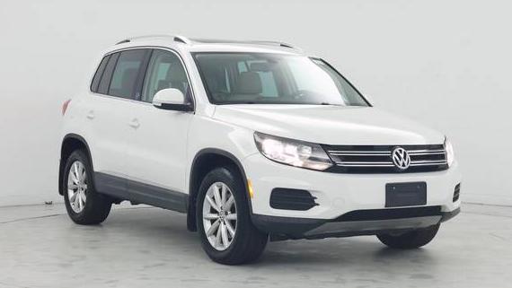 VOLKSWAGEN TIGUAN 2017 WVGSV7AX7HK020577 image