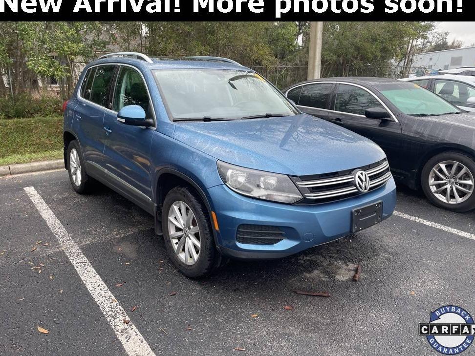 VOLKSWAGEN TIGUAN 2017 WVGSV7AX0HW509993 image