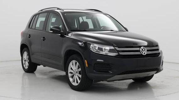 VOLKSWAGEN TIGUAN 2017 WVGAV7AX2HK052672 image