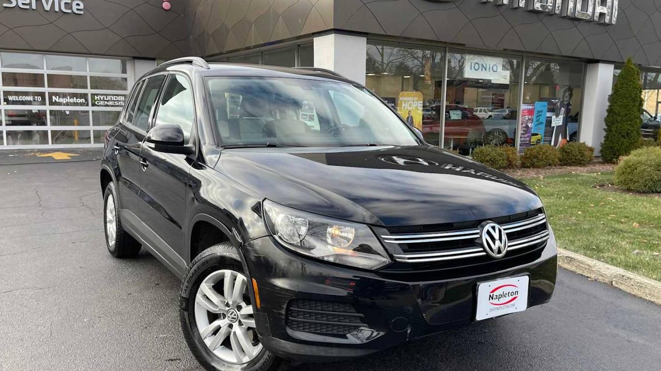 VOLKSWAGEN TIGUAN 2017 WVGBV7AX3HK028319 image