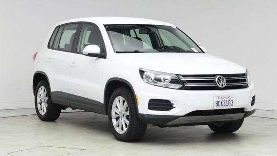 VOLKSWAGEN TIGUAN 2017 WVGAV7AX5HK050110 image