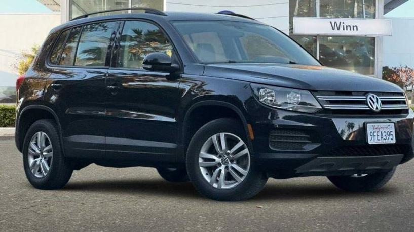 VOLKSWAGEN TIGUAN 2017 WVGAV7AX7HK020512 image