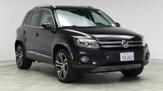 VOLKSWAGEN TIGUAN 2017 WVGVV7AX8HK014185 image