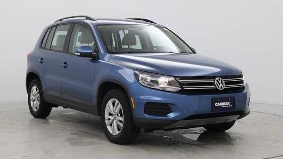 VOLKSWAGEN TIGUAN 2017 WVGBV7AX1HK014628 image